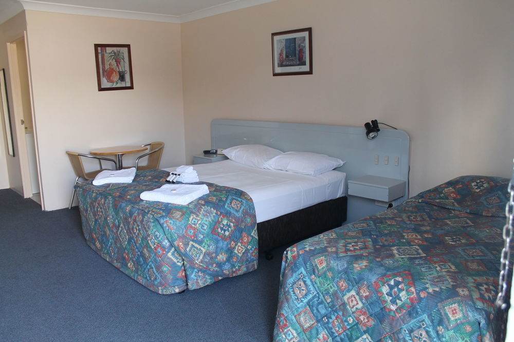 Alexander Motel Warwick